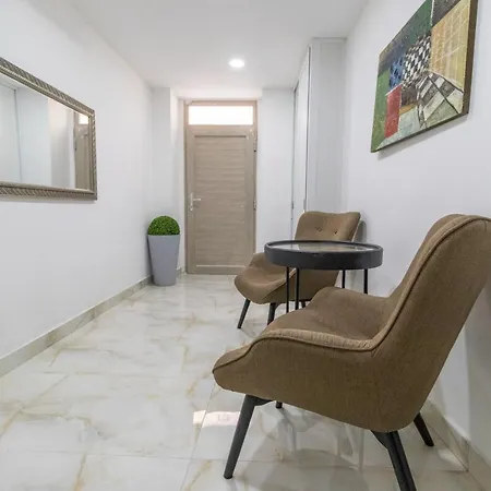 !! Studio Penthouse !! Marina !! Three Cities , Valletta