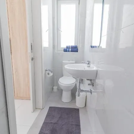 Lägenhet !! Studio Penthouse !! Marina !! Three Cities , Valletta *