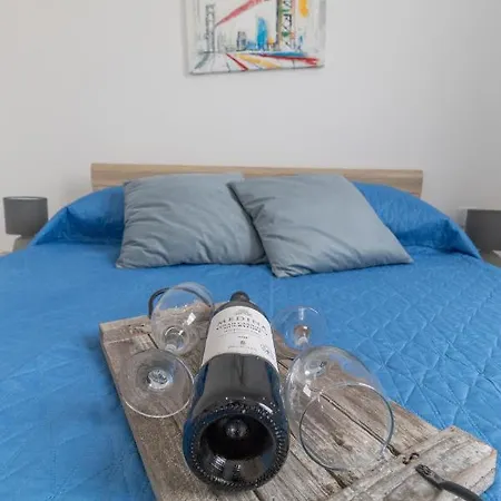 !! Studio Penthouse !! Marina !! Three Cities , Valletta * Cospicua