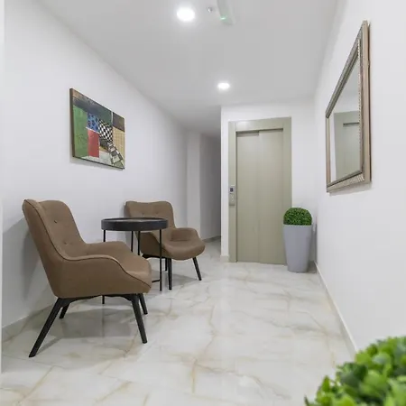 شقة !! Studio Penthouse !! Marina !! Three Cities , Valletta *