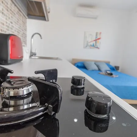 !! Studio Penthouse !! Marina !! Three Cities , Valletta شقة Cospicua